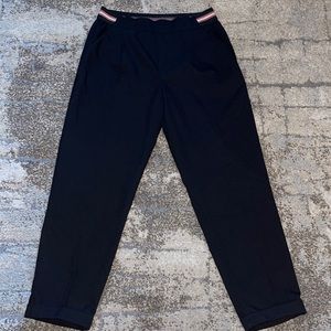 ❌Sold Zara women’s black straight leg ankle pant with pockets